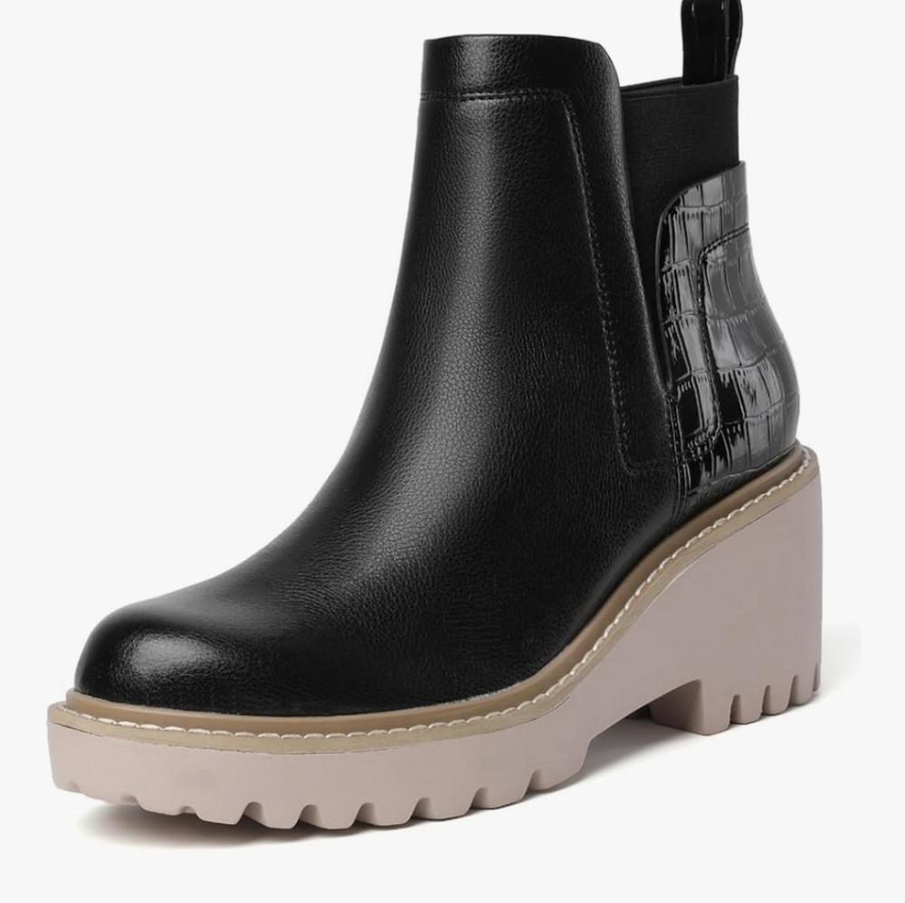 NWT Mostrin Black Chelsea Chunky Lug Ankle Boots Booties